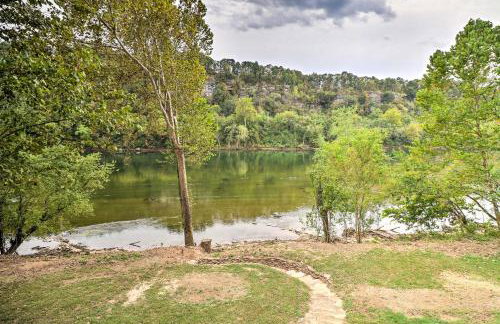 Private Riverfront Home on the White River! - Foto 25