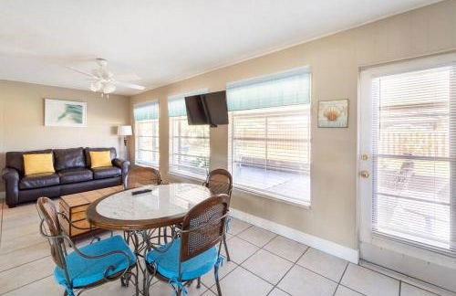 Sunny Cottage with lanai and garage, only 4 miles from Siesta Key - Foto 59