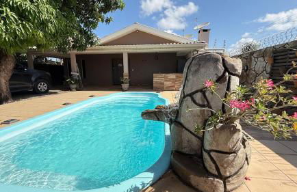 Casa ampla e confortável próxima ao shopping pátio - Foto 2