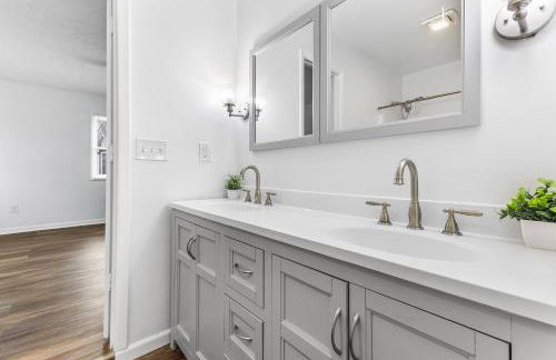 Peaceful King House - Gift for 3-night stays! - Foto 12