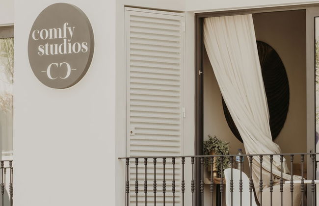 Comfy Studios Hotel - Photo 66