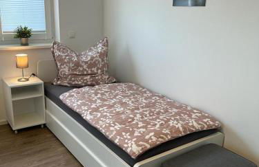 Exklusive Ferienwohnung bei Berlin, bis 5 Gäste, große Terrasse, Garten - Foto 27