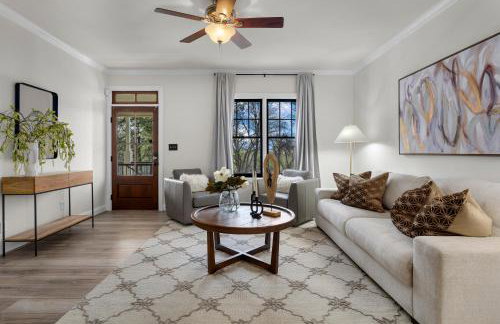 Iris Manor Luxury Modern Stay Near UAB - Photo 14