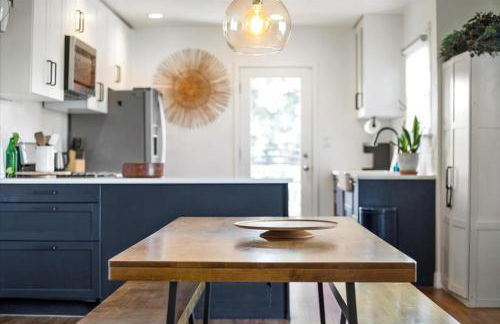 NEW Beautiful BOHO Home by Beach, Downtown + Shops - Foto 17