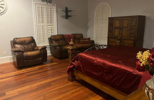 Spacious Waterfront - Sleeps 20! - Foto 12