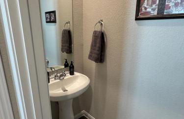 The Expo Retreat, Walk to Brazos County Expo - Foto 17