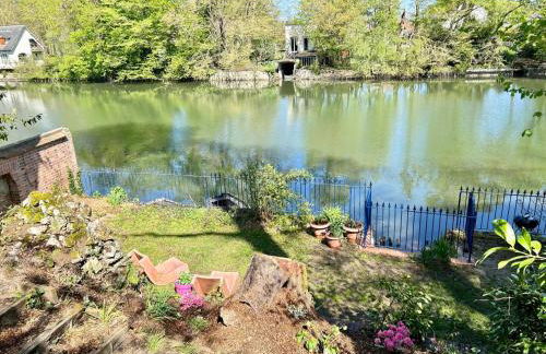 Le chalet bucolique au bord de l'eau - Photo 4