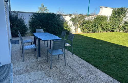 Family's house - Villa proche de la vallée village et Disneyland paris ,2 parkings, air condition - Foto 39