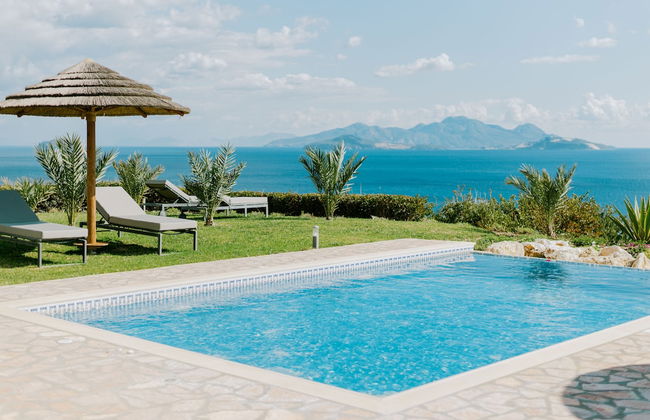 The Three Graces - Photo 46