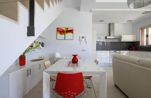 Villa in Salobre with Private Pool & Stunning View - Foto 13