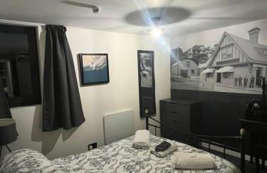 The Mail Barn - Photo 5