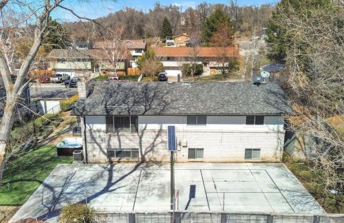 Awesome house near BYU with lots of amenities - Photo 3