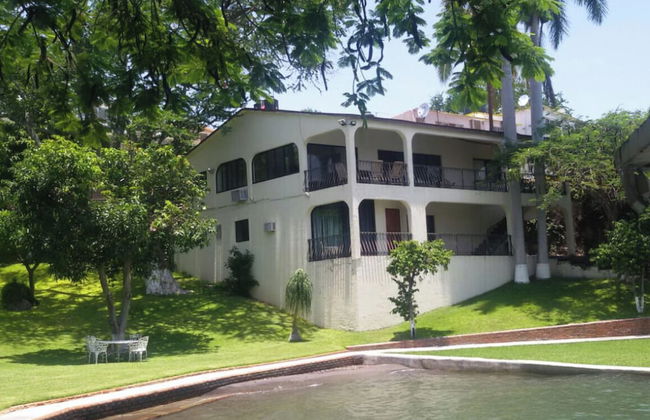 Room in House - Dream House on Lake Tequesquitengo - Foto 15