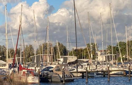 Ferienwohnung Hafenliebe, Villa Vilmblick mit Meerblick - Foto 4
