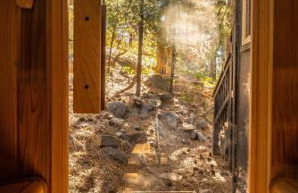 Lightfoot Cabin Mid-Century Perfect Romantic Getaway Hot Tub Sauna - Foto 51