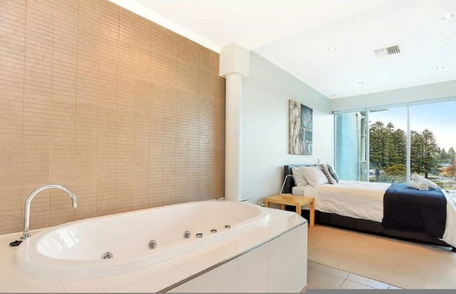 Gallery Resort Style Penthouse no 13 - Photo 7