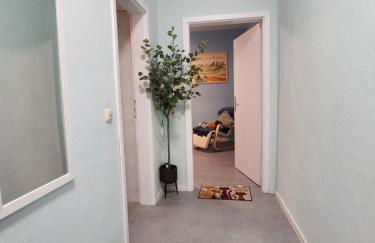 Full House 10 min to city centre, direct train to airport and self check-in - Foto 12