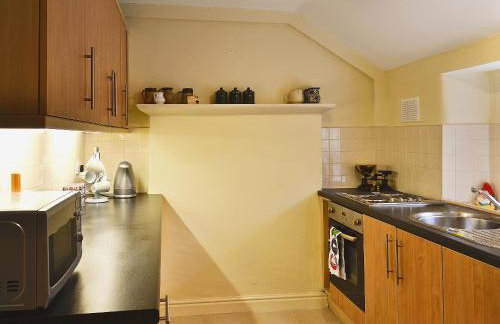 Jug And Glass Cottage - Photo 4