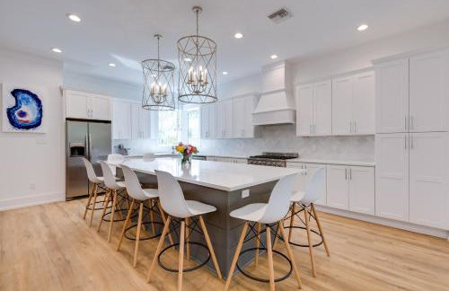 Coastal Waveland House half Block to Pub Beach - Foto 8