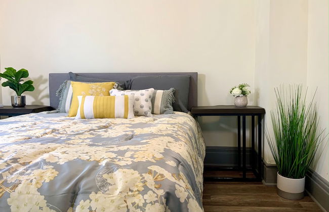 The Hennepin House-Private Yard &Parking - Foto 3