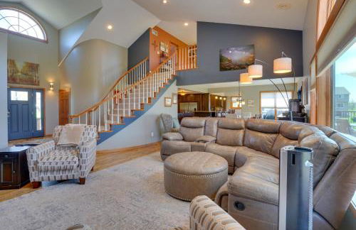 Expansive Retreat on 5 Acres in Shakopee! - Foto 7