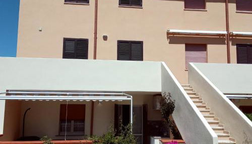Appartamento con veranda e giardino a 75 m dal mare - Foto 2