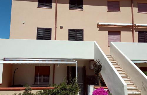 Appartamento con veranda e giardino a 75 m dal mare - Foto 2
