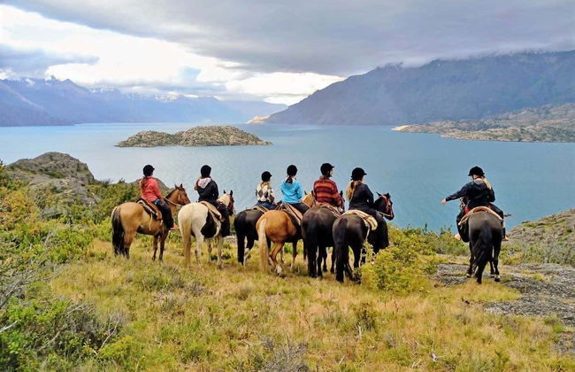 Horseback Riding in Mallín Grande - Foto 5