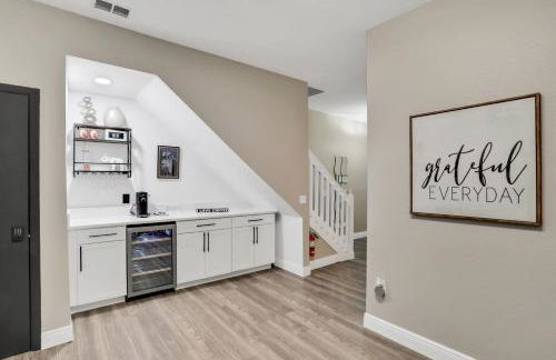 Elegant Townhome w Water Park near Disney Parks - Foto 9