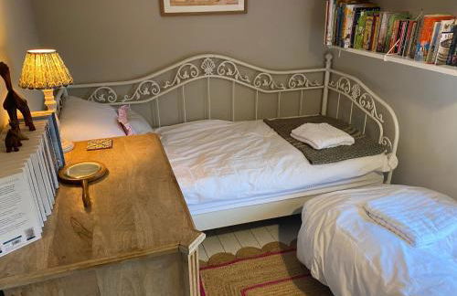 Charming artist’s cottage - Foto 61