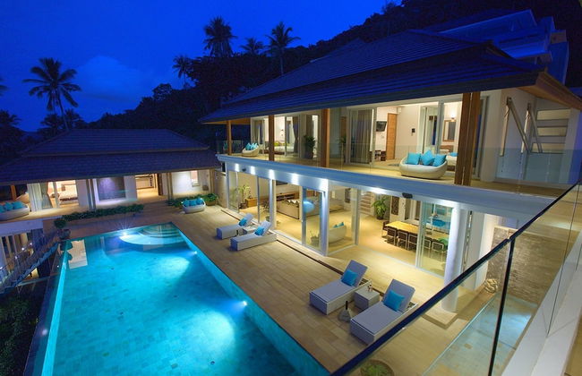 15 Bedroom Luxury Triple Sea View Villas - Photo 75