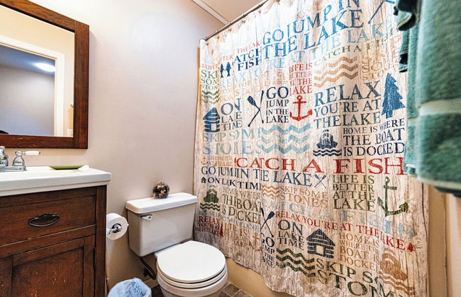 Osage Beach Getaway Lake Views Pet Friendly! - Photo 27