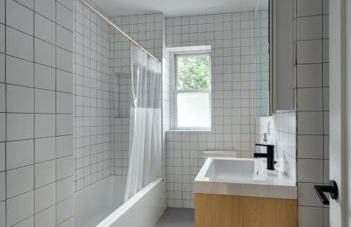 Three Bedroom Brooklynite Suite! - Foto 12