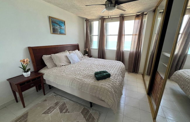 Gorgeous Ocean View 1br With Beach Access & Pool - Photo 2