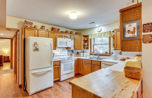 Charming Apartment with Yard and Beautiful Gardens! - Foto 2