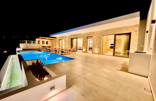 ANESSIS Villas and Suites - Photo 9