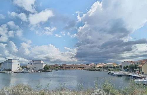 Jolie maisonnette dans résidence avec piscine, clim, lave-linge, lave-vaisselle et WiFi - Foto 23