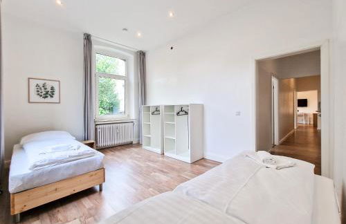 Tolstov Apartments - 1 or 3 Room Apartments - 20 Min Messe DUS and Old Town DUS - Foto 33