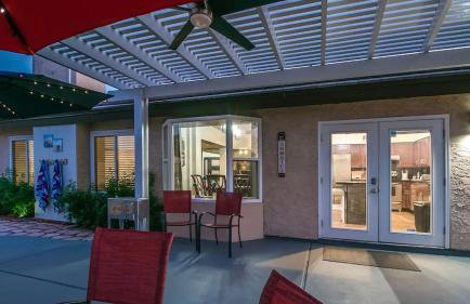 Spectacular Hilltop Home W/resort Like Backyard! - Foto 128