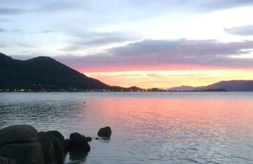 Casa Alto Padrão Frente A Praia - Foto 4