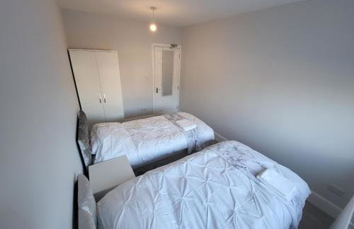 High Spec Large 6 Bedroom House! - Foto 14