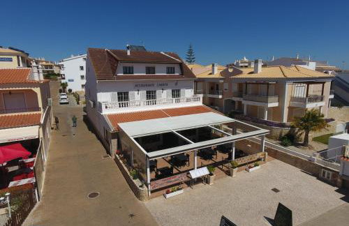 Apartamento - 2 a 4 Pessoas- Piscina - Foto 17