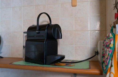 House of Camellias - Ground Floor with Garden - Foto 9