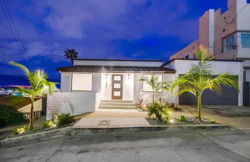 Lux Escape 3 • Views 2 Hot Tubs Games Mini Golf - Photo 55