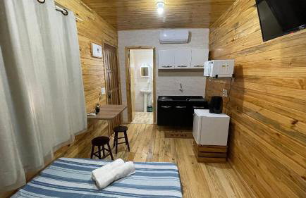 Lindos e novos Chalés na região central de Foz - Foto 17