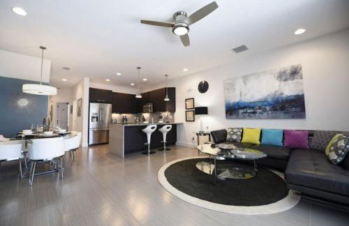 Beautiful 3-Bed Villa 10 Minutes From Disney - Serenity Resort townhouse - Foto 5