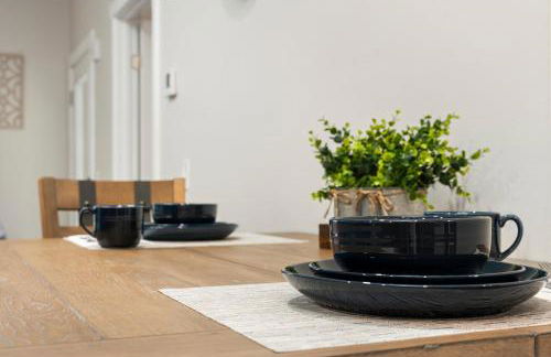 Sweet Tart Spot - Cozy TC Condo - Pet Friendly - Foto 9