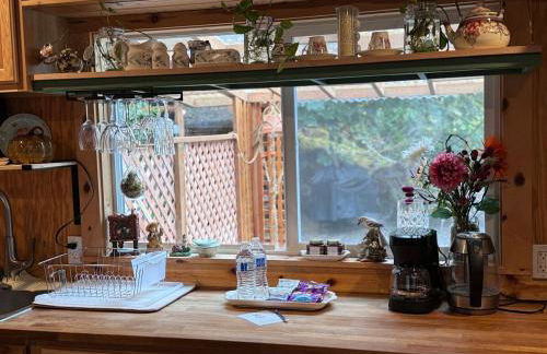 Enchanted Hollow- Cozy, Romantic Woodland Getaway - Photo 77