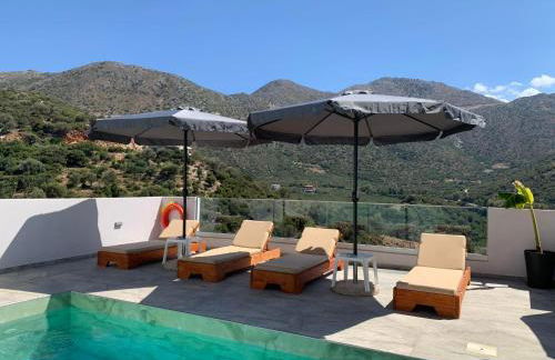 White Boutique Homes - Serenity - Photo 12