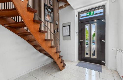 Modern House "Brick Lane" with Terrace and Wintergarden - LOFTIGO - Photo 55